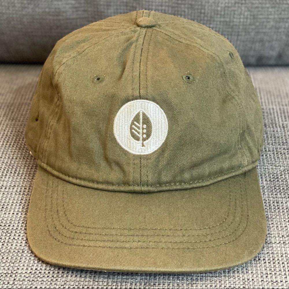 DomPen Flexible Fit Cap w/ Adjustable Leather Strap-Back